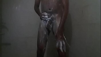 indian boy jerks during bathtub